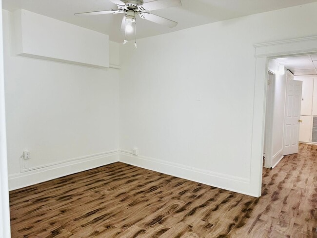 Photo - 7 E Clark St Unit 100