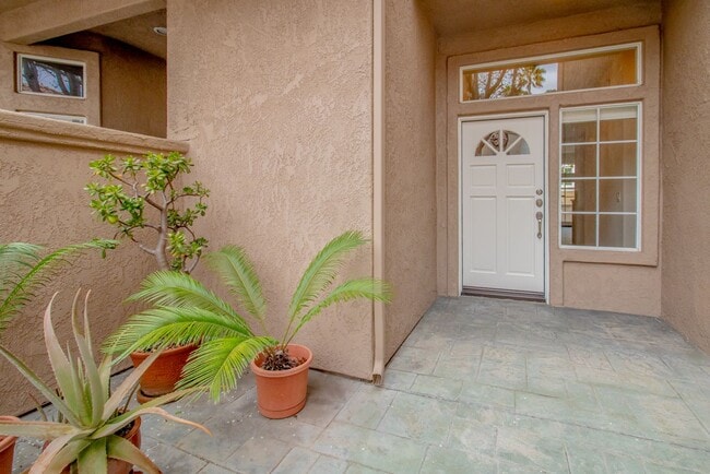 Photo - Beautiful 2 Bed, 2.5 Bath Two-Story Townhome in Belsera