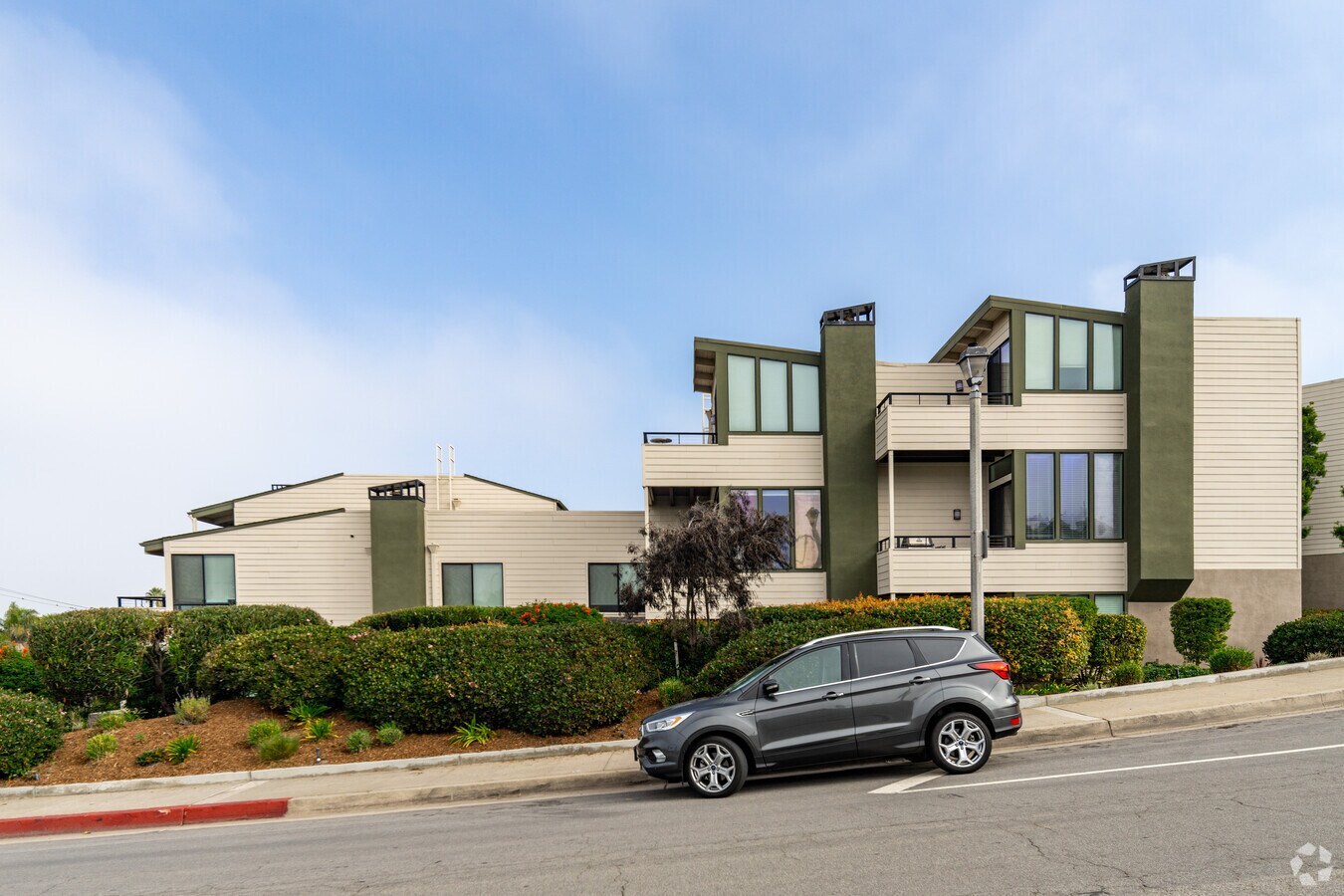 Exterior - Village Palos Verdes Apartments