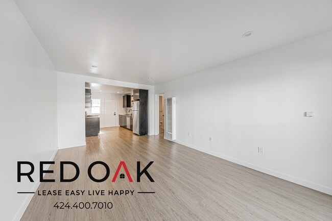 Photo - 3152 James M Wood Blvd Unit 3152