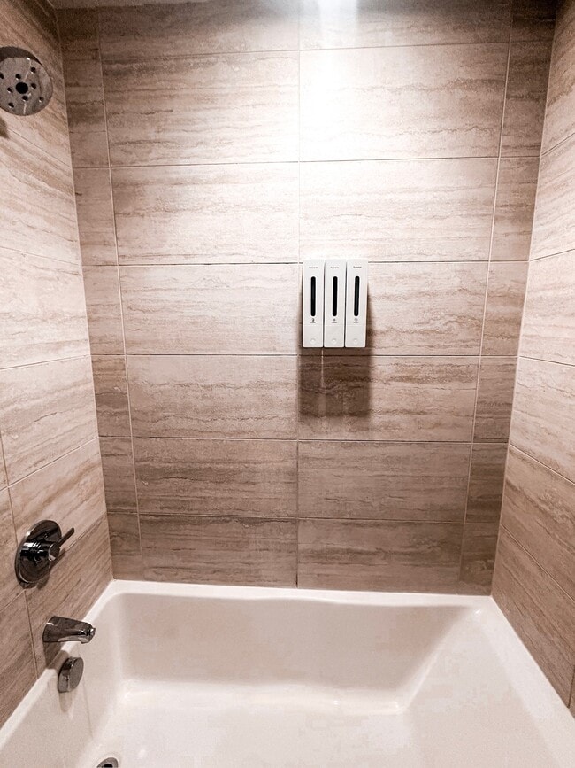 Photo - 207 E Seaside Way Unit 112