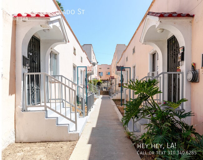 Photo - 268 4/6-266 S Coronado St