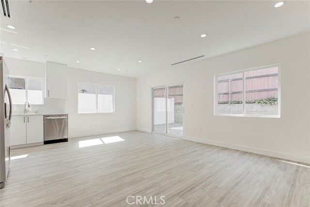 Photo - 7856 Kyle St