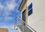 Photo - 4718 Muir Ave