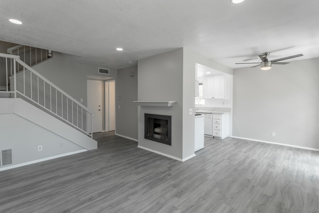 3D Tour - Charlmont Village Townhomes