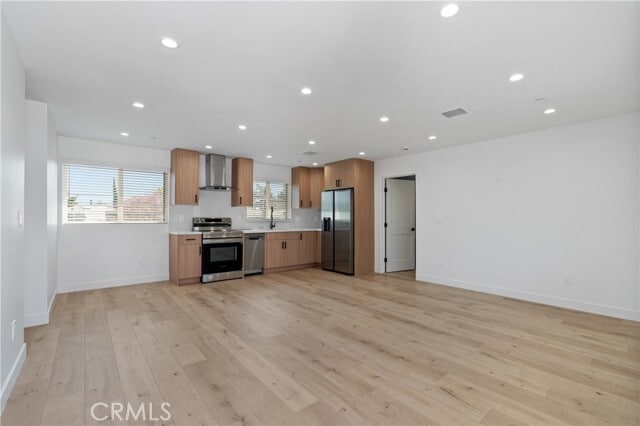 Photo - 11142 Woodley Ave Unit 1/2
