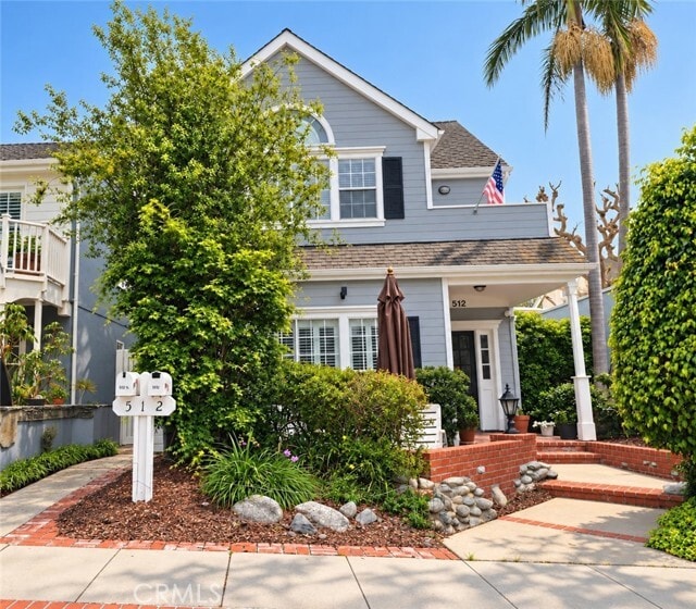 Building Photo - 512 Dahlia Ave
