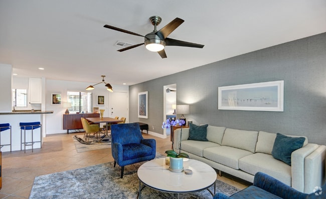 Building Photo - Serene Oasis Condo in Palm Springs