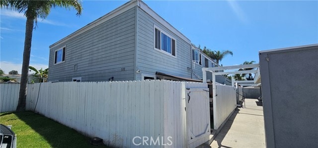 Building Photo - 102 Avenida San Fernando Unit 6