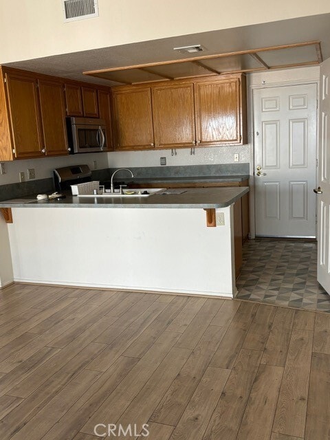 Photo - 1438 Senator Way