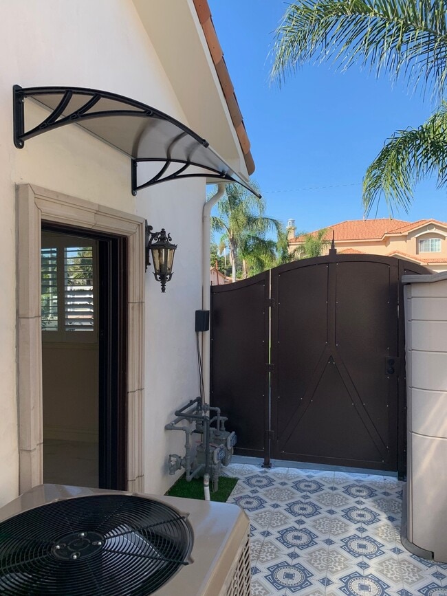 Photo - 1010 S Elliott Pl