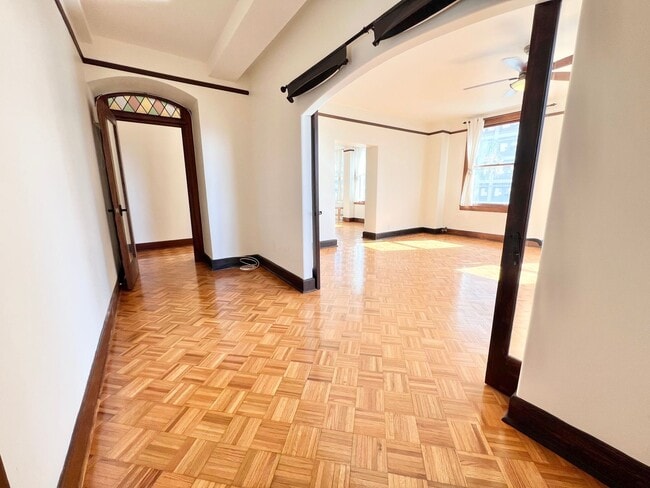 Photo - Ocean View Living in the Heart of Long Beach – 1 Bed / 1 Bath Corner Condo