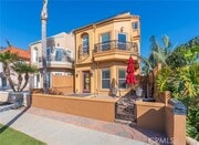 Photo - 206 16th St House