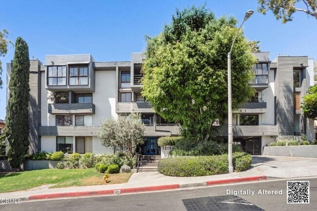 Photo - 1215 N Olive Dr Unit 208