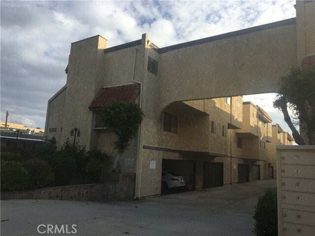 Building Photo - 5128 Rosemead Blvd Unit A