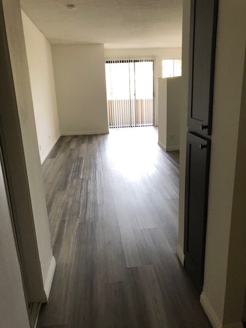 Photo - 1339 N Sycamore Ave