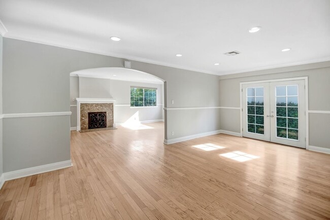 Photo - Beautiful Pet Friendly Home in Pasadena