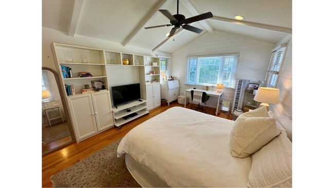 Photo - 840 N Ogden Dr Unit 2