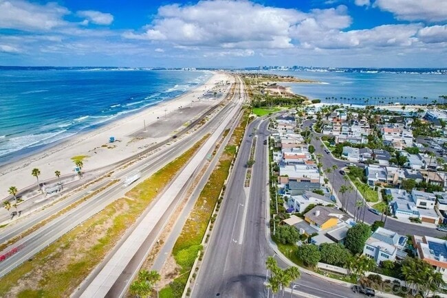 Photo - 36 Half Moon Bend