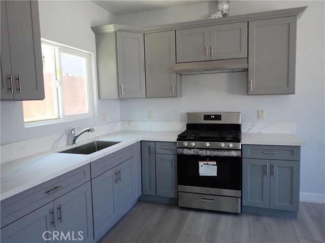 Photo - 1738 S Varna St