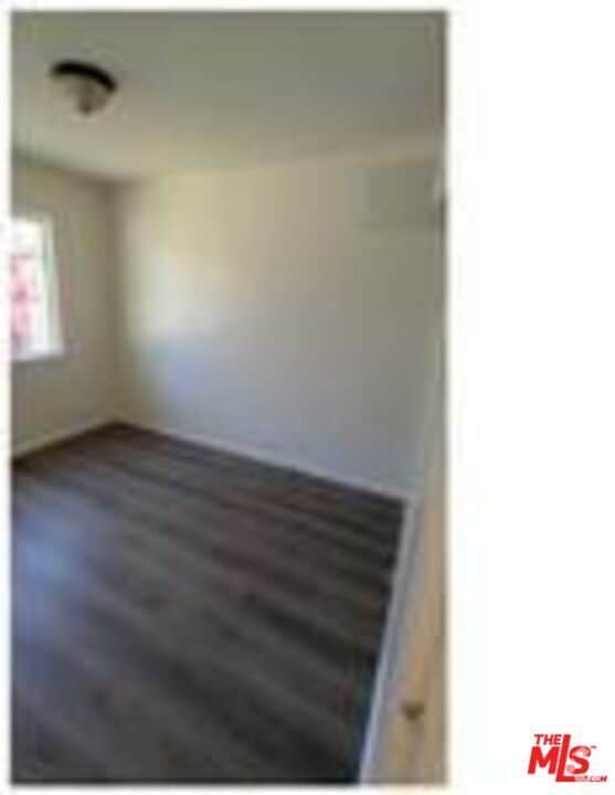 Building Photo - 859 E 87th Pl Rental