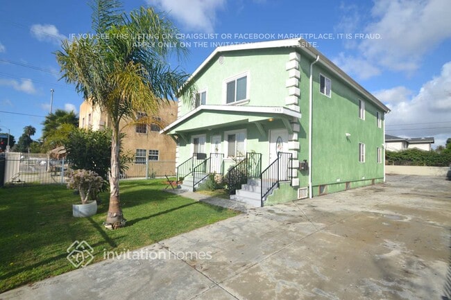 Building Photo - 1353 W 60th St Rental