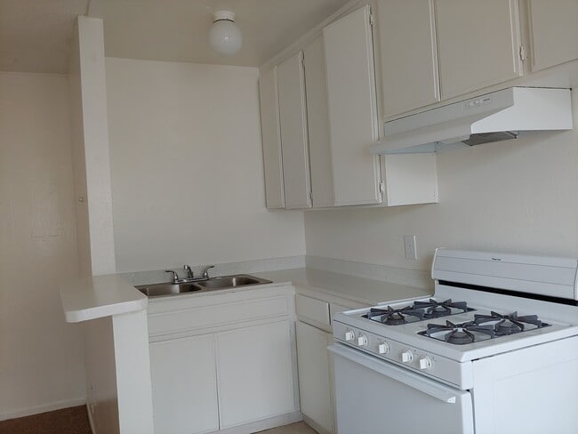 Photo - 6715 Woodley Ave Unit 27