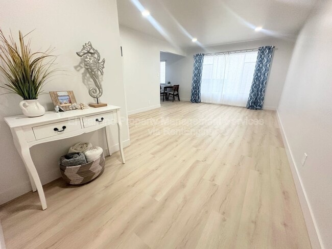 Photo - 1250 E Ocean Blvd Unit 305