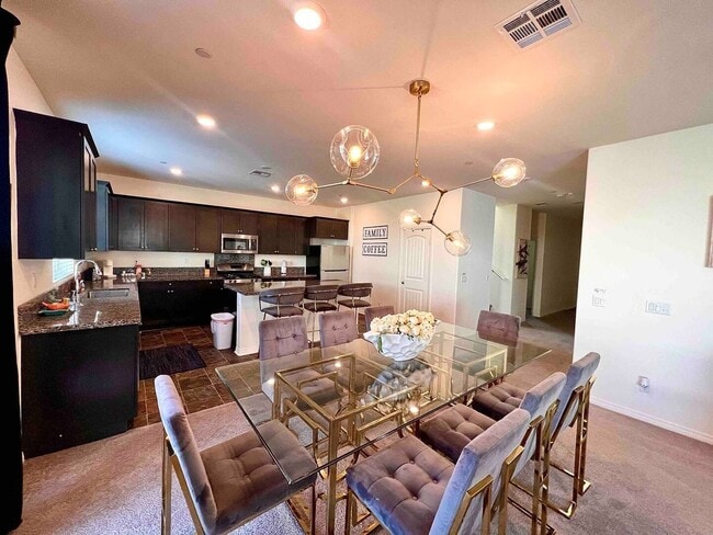 Photo - 3062 Flagstaff Dr