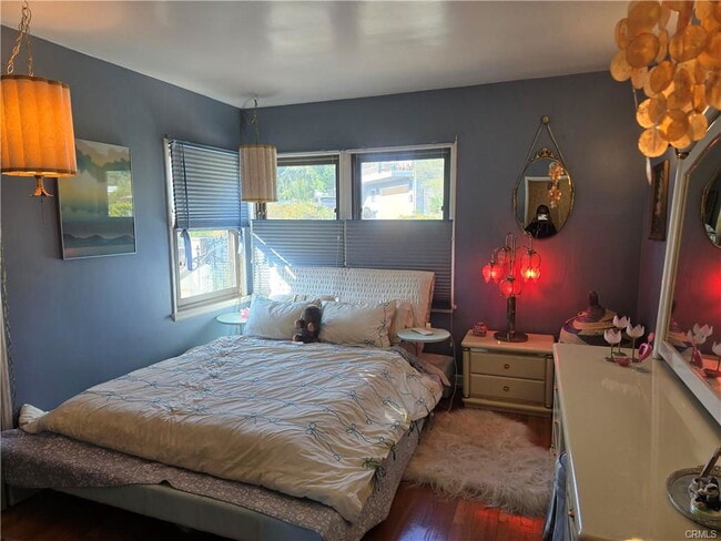 Building Photo - 3654 Roderick Rd