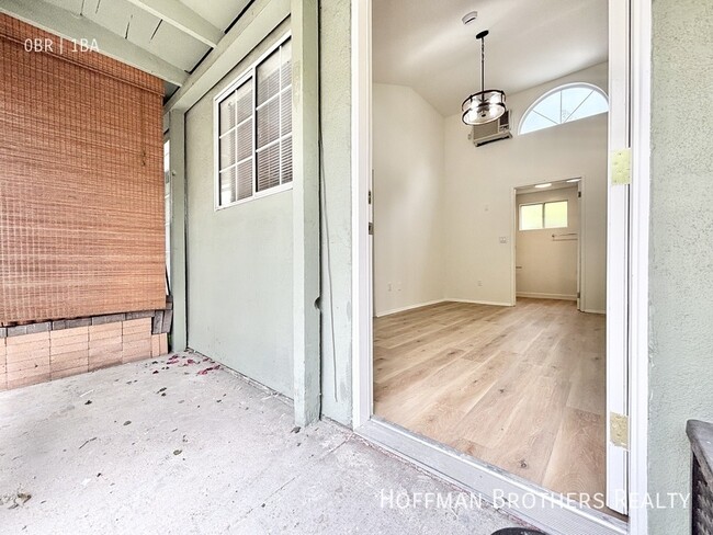 Photo - 2448 Beachwood Dr Unit 7