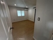 Photo - 11209 Emery St