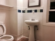 Full Bath w/ Tub - 746 Bayview Dr House