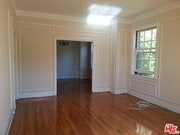Photo - 3278 Wilshire Blvd House