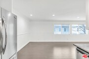 Photo - 18619 Collins St Unit F19