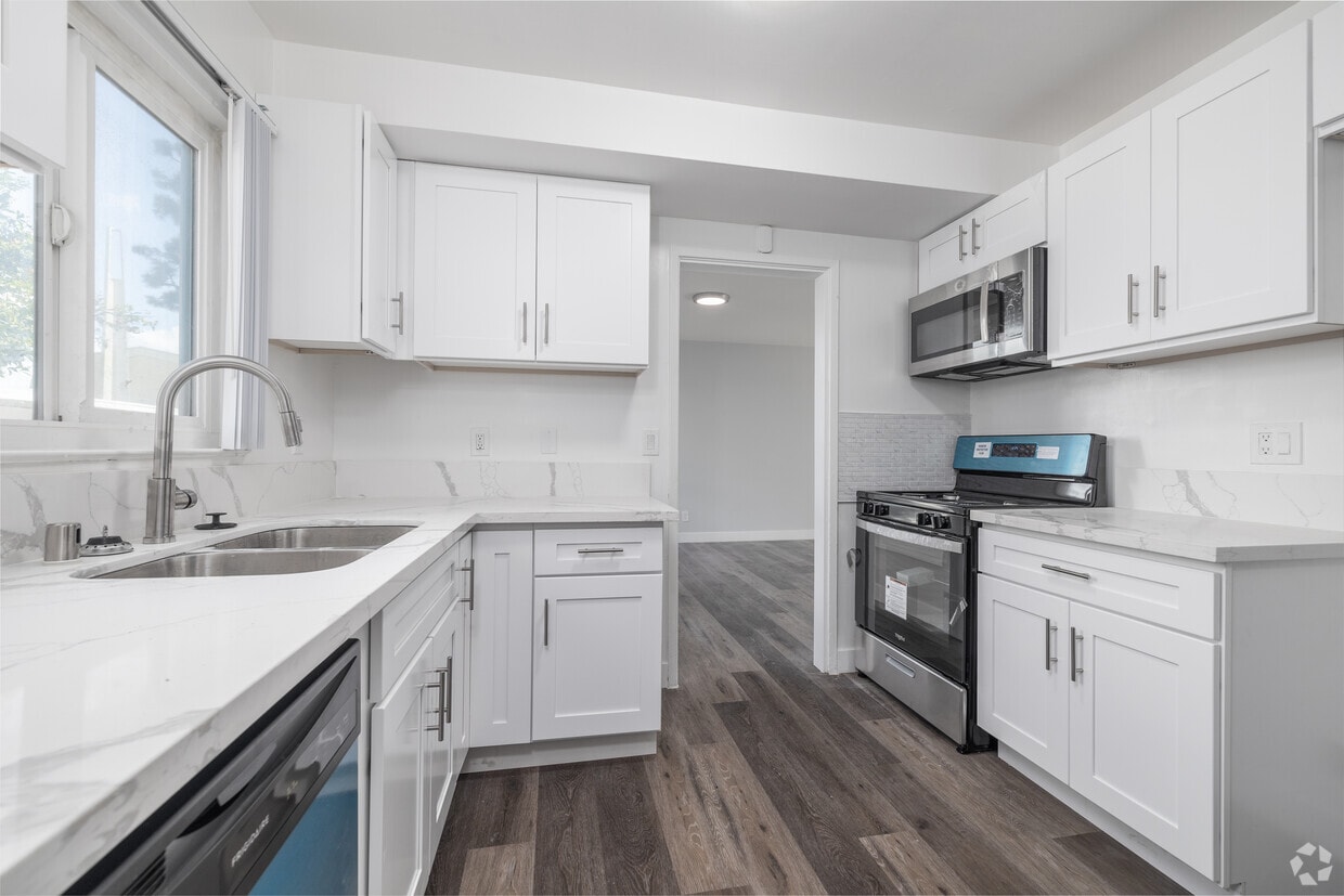 3D Tour - Stadium Village Apartments