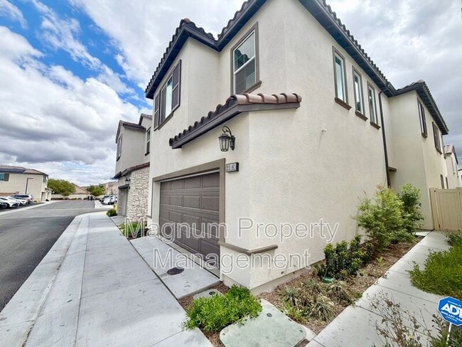 Photo - 25161 Harmony Ave