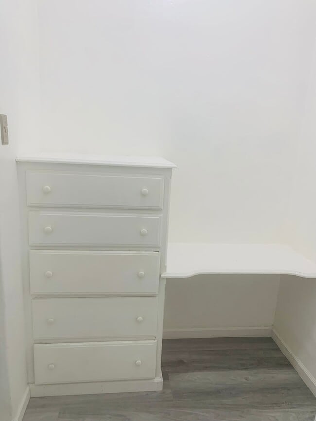 Photo - 132 S Canon Dr Unit 4