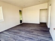 Photo - 134 E Cluster St