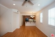 Photo - 720 S San Fernando Blvd House