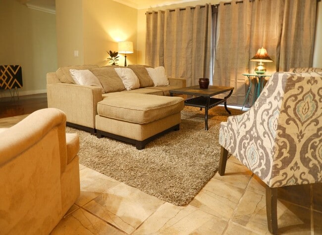 Photo - 2635 Puesta Del Sol