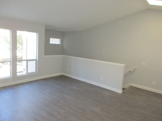 Photo - Scripps Ranch - Upgraded - 2BD/2BA - Unit in Terraces at Scripps Ranch