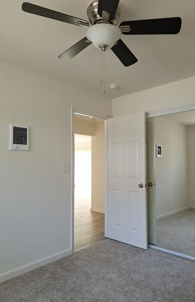 Photo - 4942 Clairemont Dr