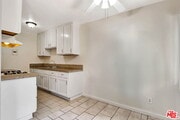 Photo - 1135 E Elk Ave Apartment Unit 3