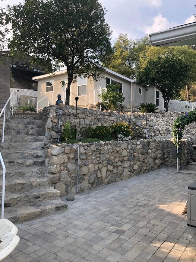STEPS TO THE BACK HOUSE - 5229 Maryland Ave House Unit A