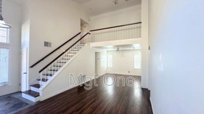 Photo - 13723 Berkeley Ct