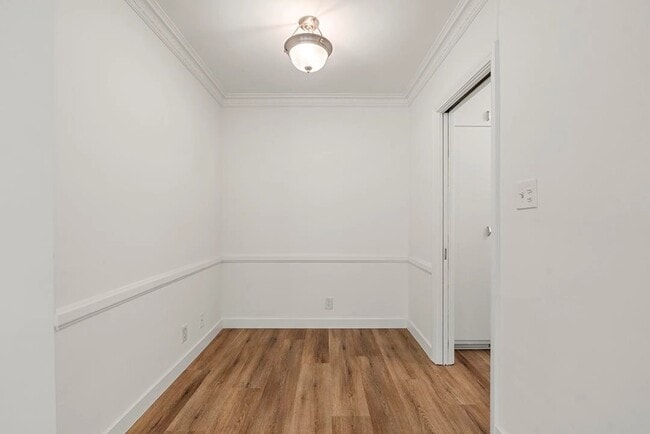 Photo - 349 N Palm Dr Unit 6