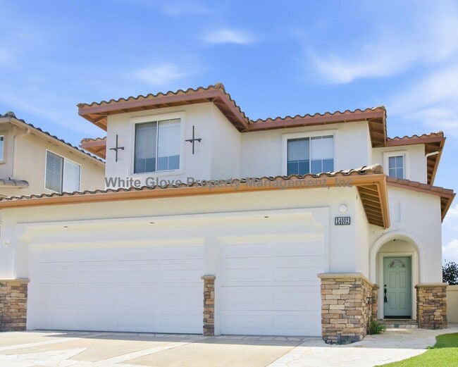 Building Photo - 24002 Tiburon
