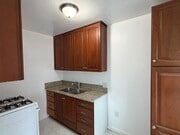 Photo - 907 W 27th St Unit B