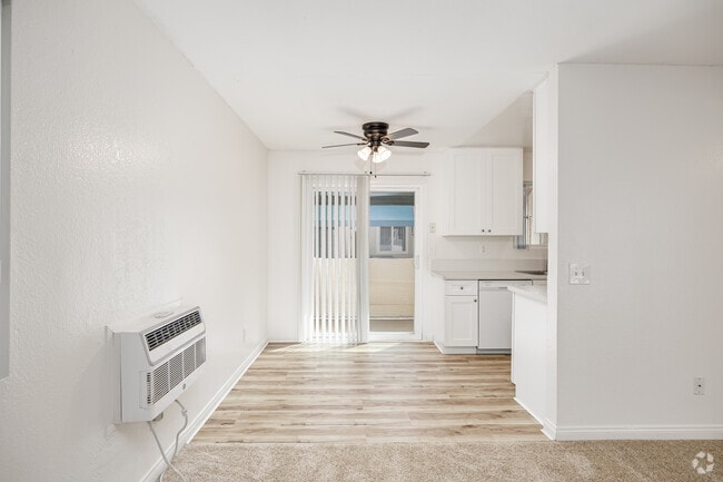 2BR, 1BA - 800SF - Dining Room - Rancho Villas